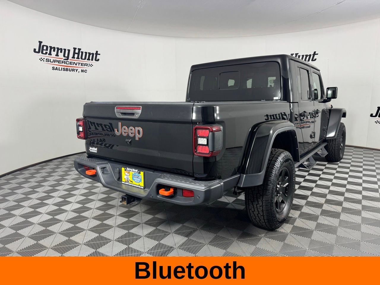 Used 2022 Jeep Gladiator Mojave w/ LED Lighting Group AWD/4WD image 7