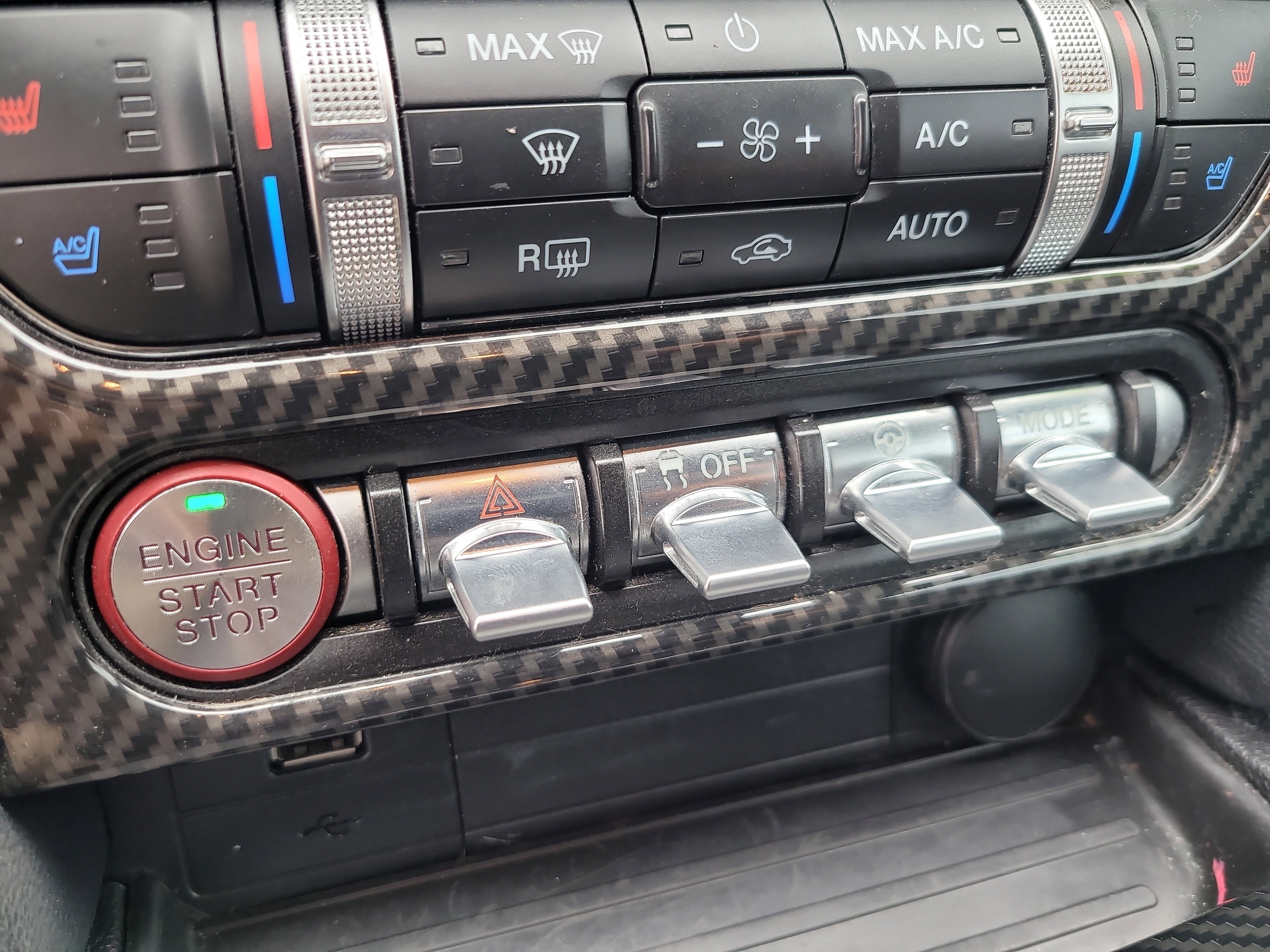 Used 2020 Ford Mustang Premium image 21