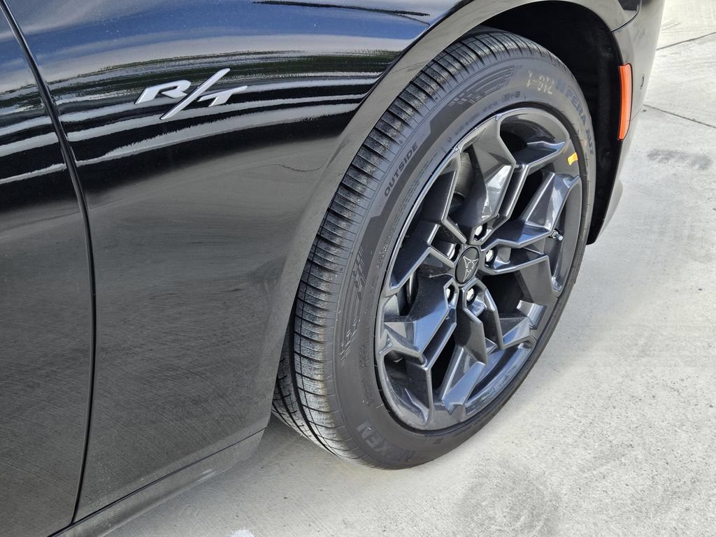 New 2026 Dodge Charger R/T w/ Driver Convenience Group AWD/4WD image 4