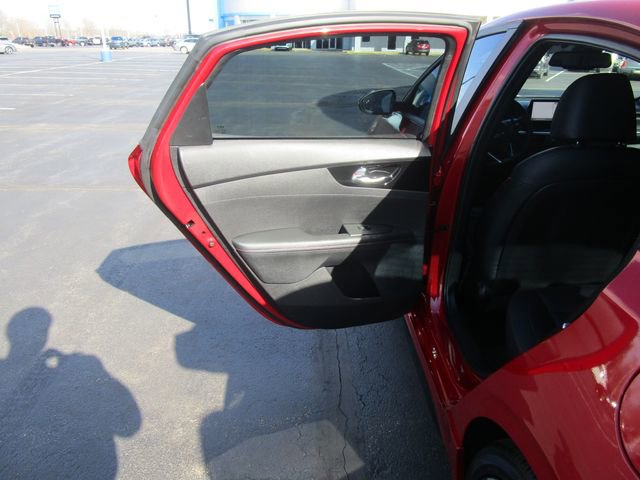 Used 2022 Kia Forte GT w/ GT2 Package image 13