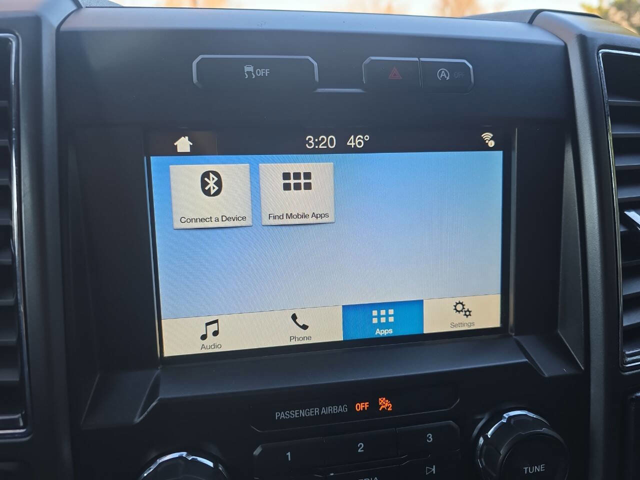 Used 2019 Ford F150 XLT image 22