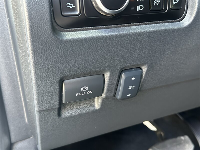Used 2026 Ford F350 Platinum w/ Tremor Off-Road Package AWD/4WD image 93