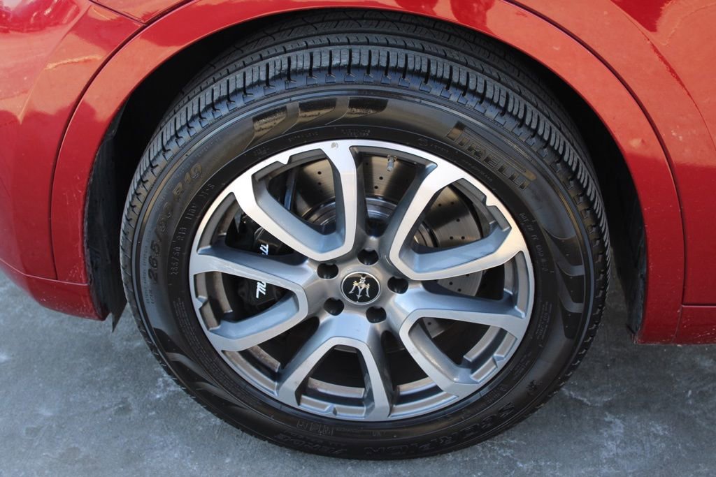 Used 2020 Maserati Levante S GranLusso image 12