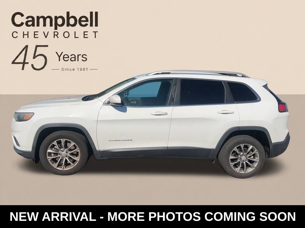 Used 2019 Jeep Cherokee Latitude Plus w/ Cold Weather Group FWD video 2
