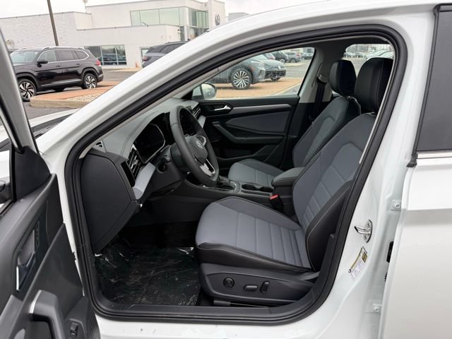 New 2026 Volkswagen Jetta SE FWD image 7