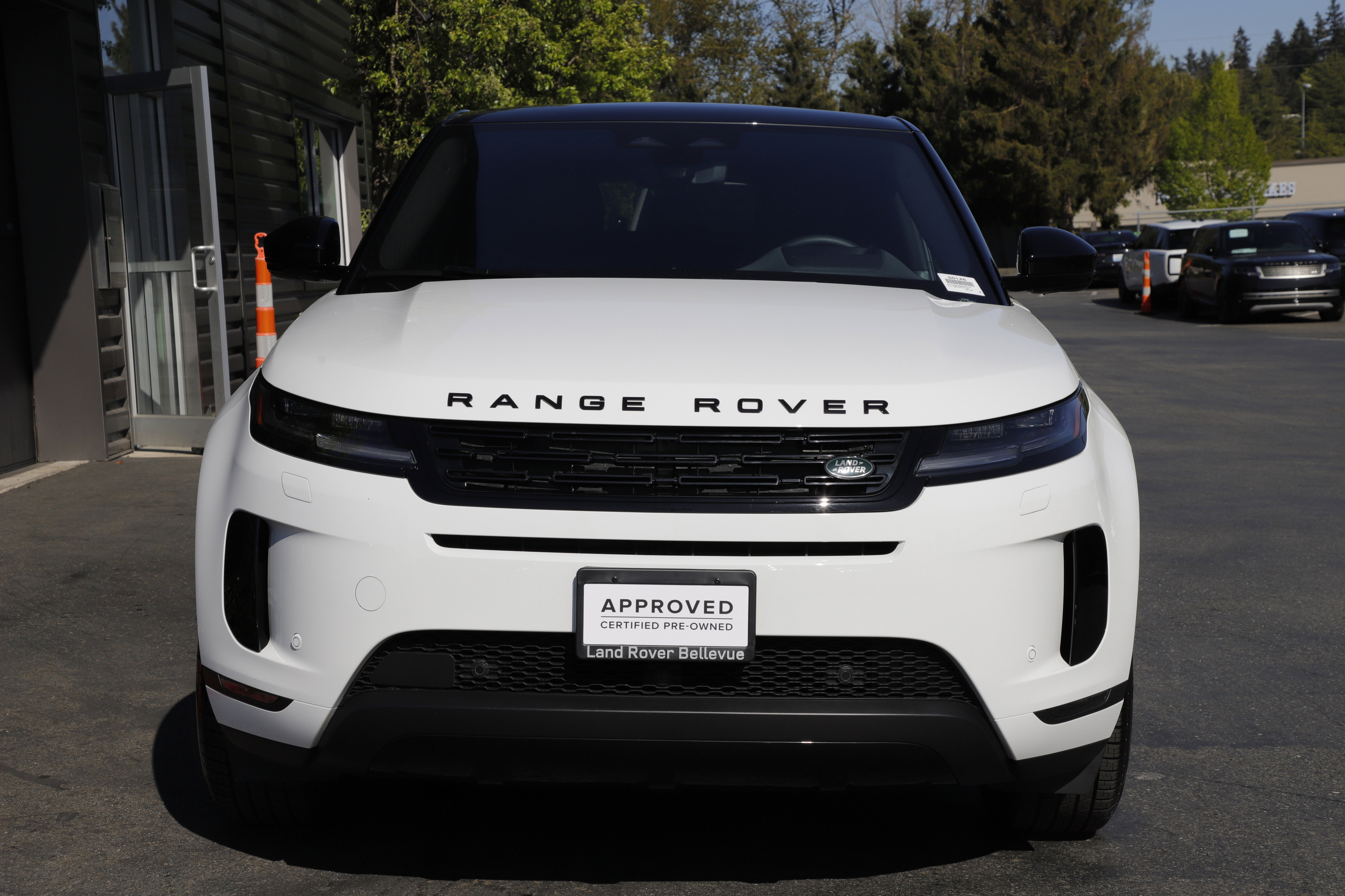Certified 2025 Land Rover Range Rover Evoque S AWD/4WD image 4