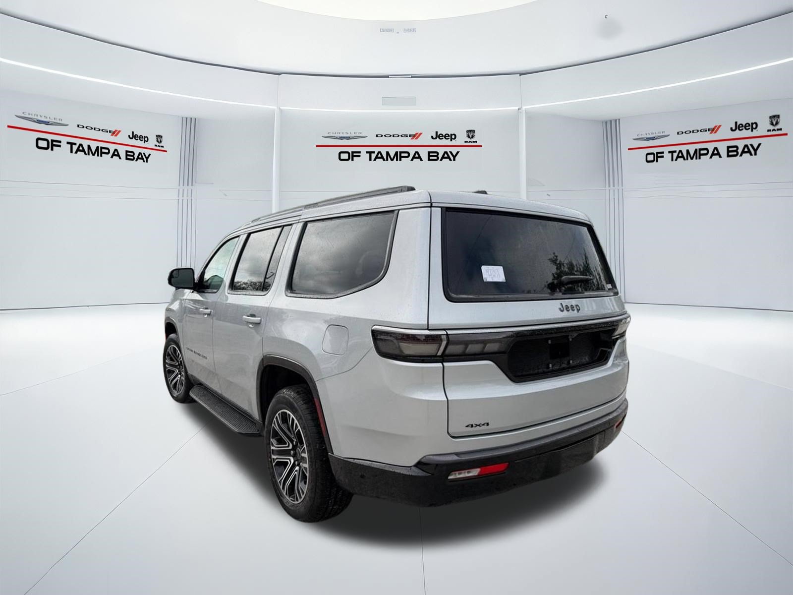 New 2026 Jeep Grand Wagoneer 4WD w/ Premium Group I image 4