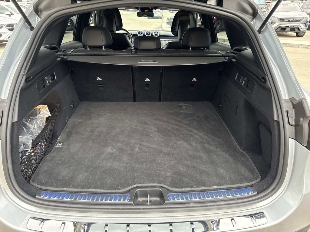 Certified 2025 Mercedes-Benz GLC 300 4MATIC image 6
