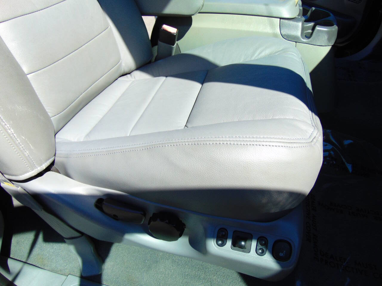 Used 2003 Ford F250 Lariat image 14