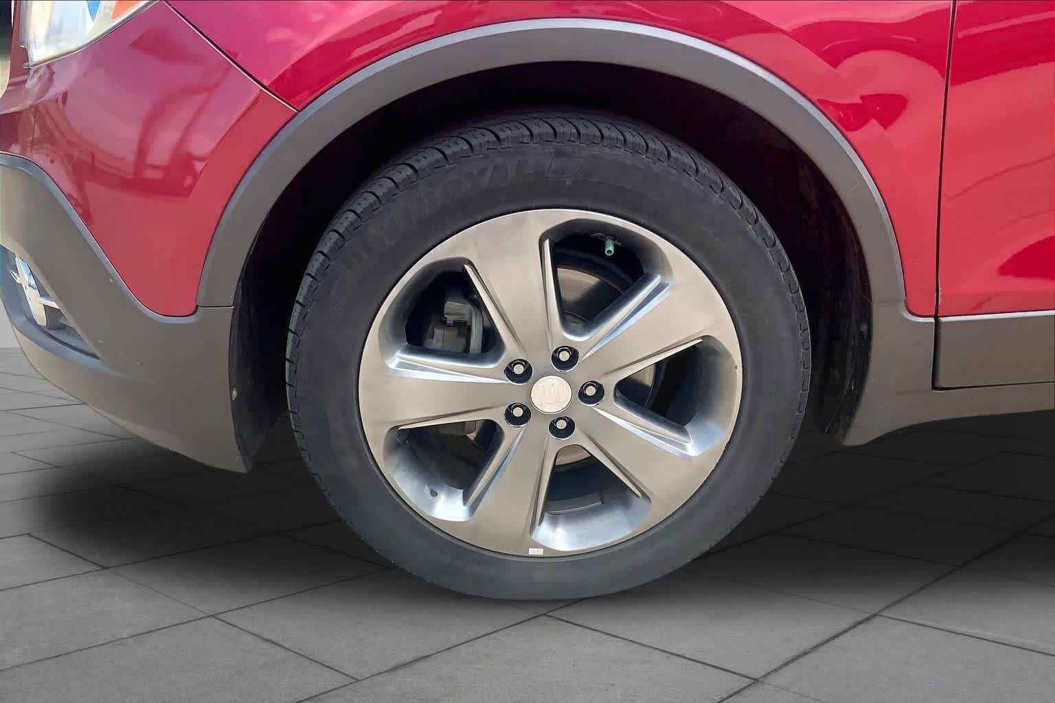 Used 2014 Buick Encore Convenience FWD image 11