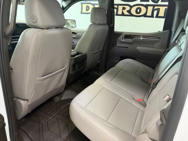Used 2026 Chevrolet Silverado 1500 RST w/ Convenience Package II AWD/4WD image 24
