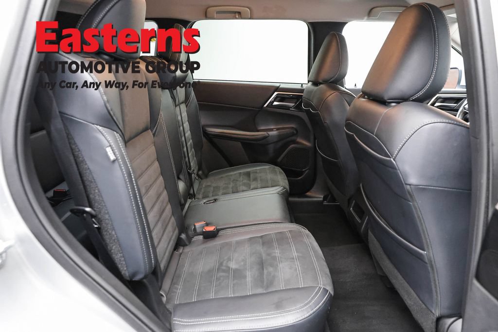 Used 2024 Mitsubishi Outlander SE FWD image 25