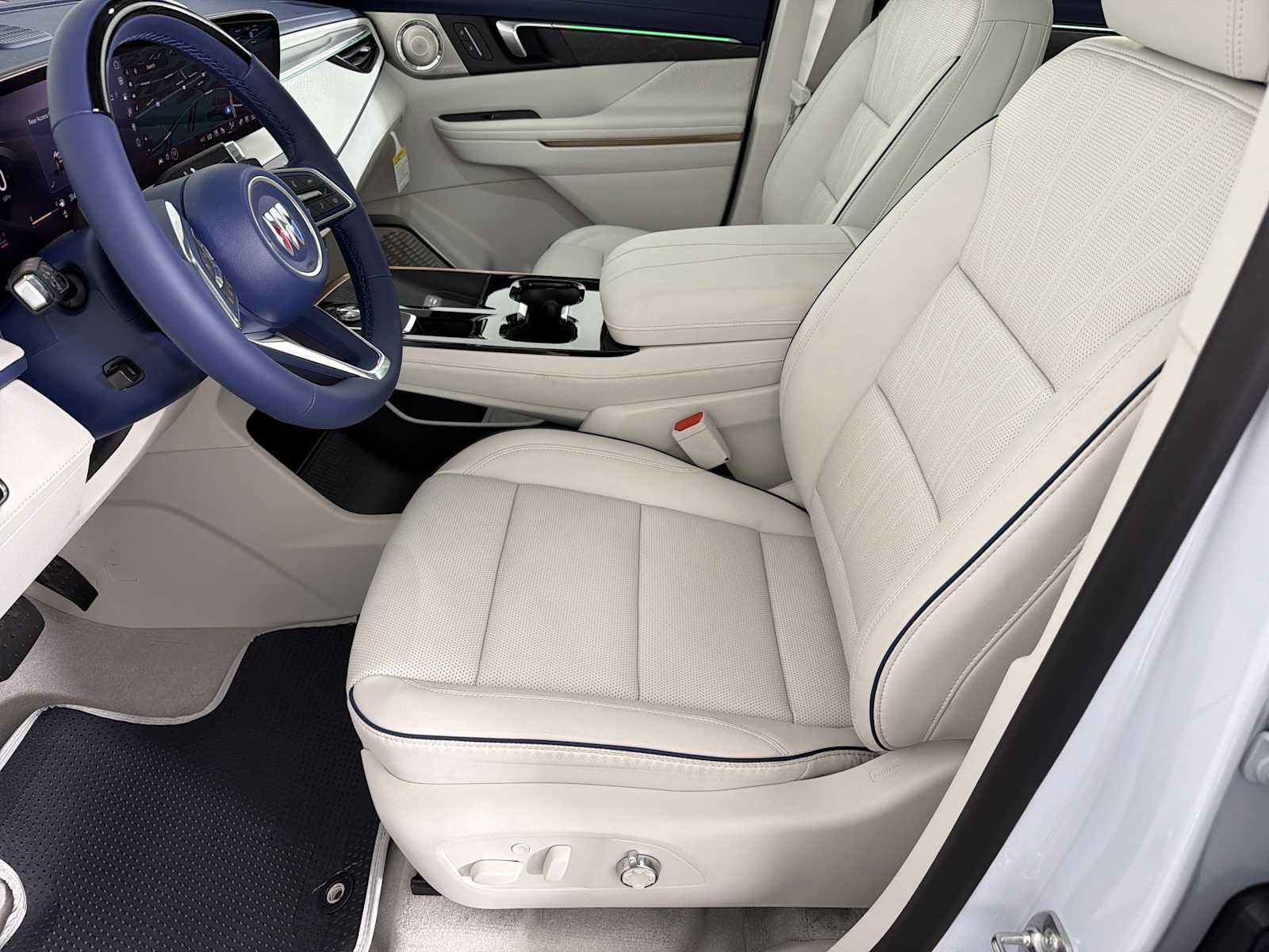 New 2026 Buick Enclave Avenir w/ Super Cruise Package FWD image 7