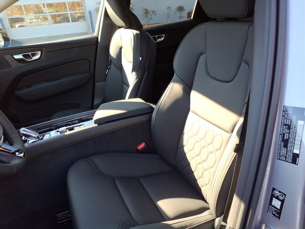 New 2026 Volvo XC60 B5 Core AWD/4WD image 14