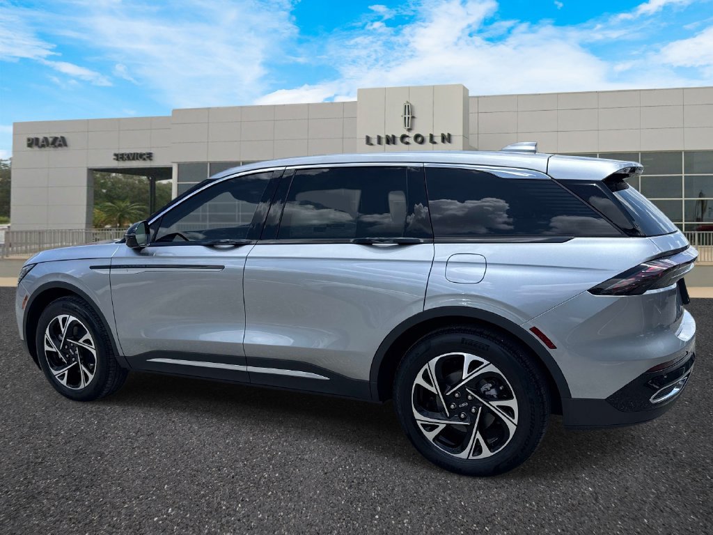 New 2026 Lincoln Nautilus Premier AWD/4WD image 5
