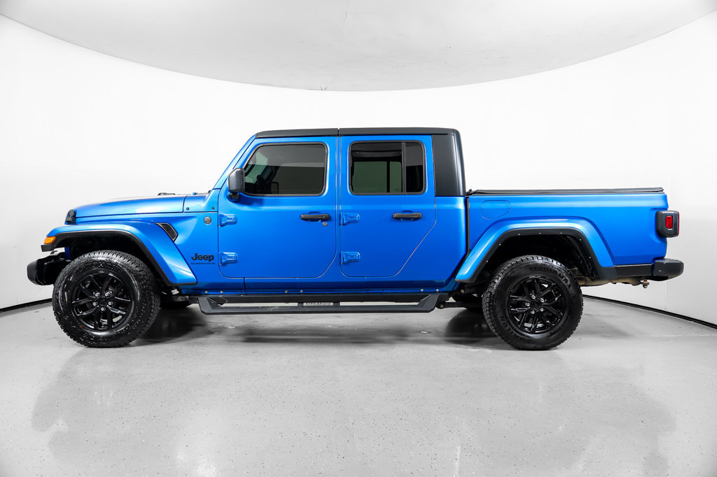 Used 2023 Jeep Gladiator Sport AWD/4WD image 13