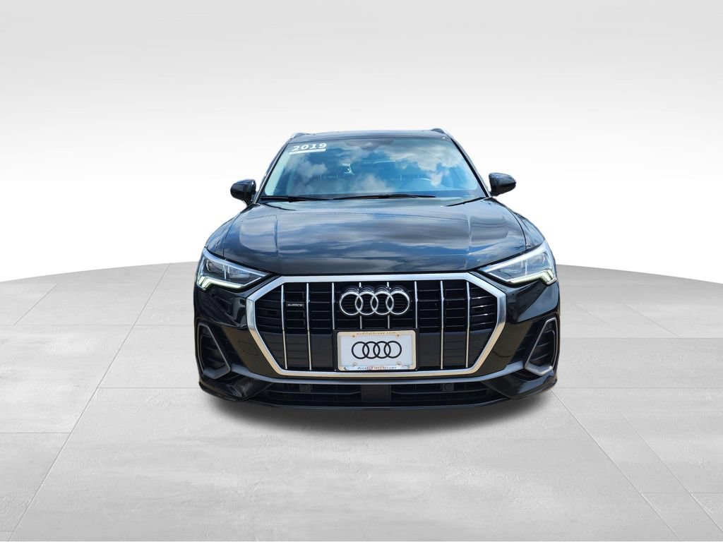 Used 2019 Audi Q3 2.0T Premium Plus AWD/4WD image 2