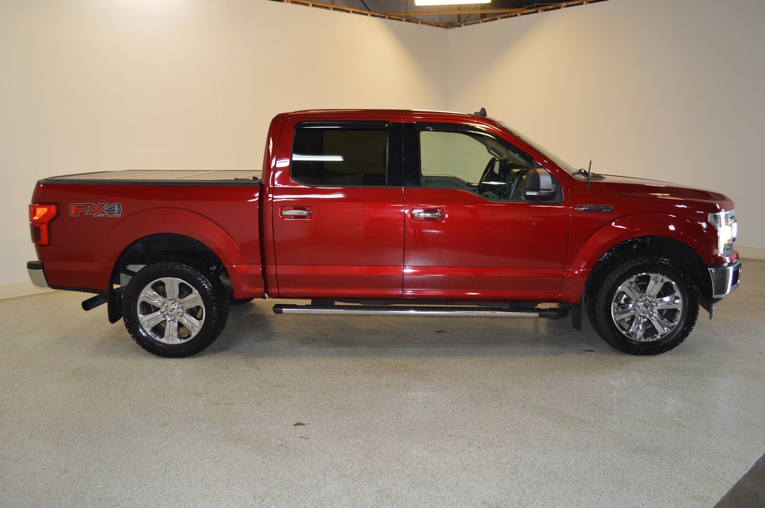 Used 2020 Ford F150 XLT w/ Equipment Group 302A Luxury AWD/4WD image 2