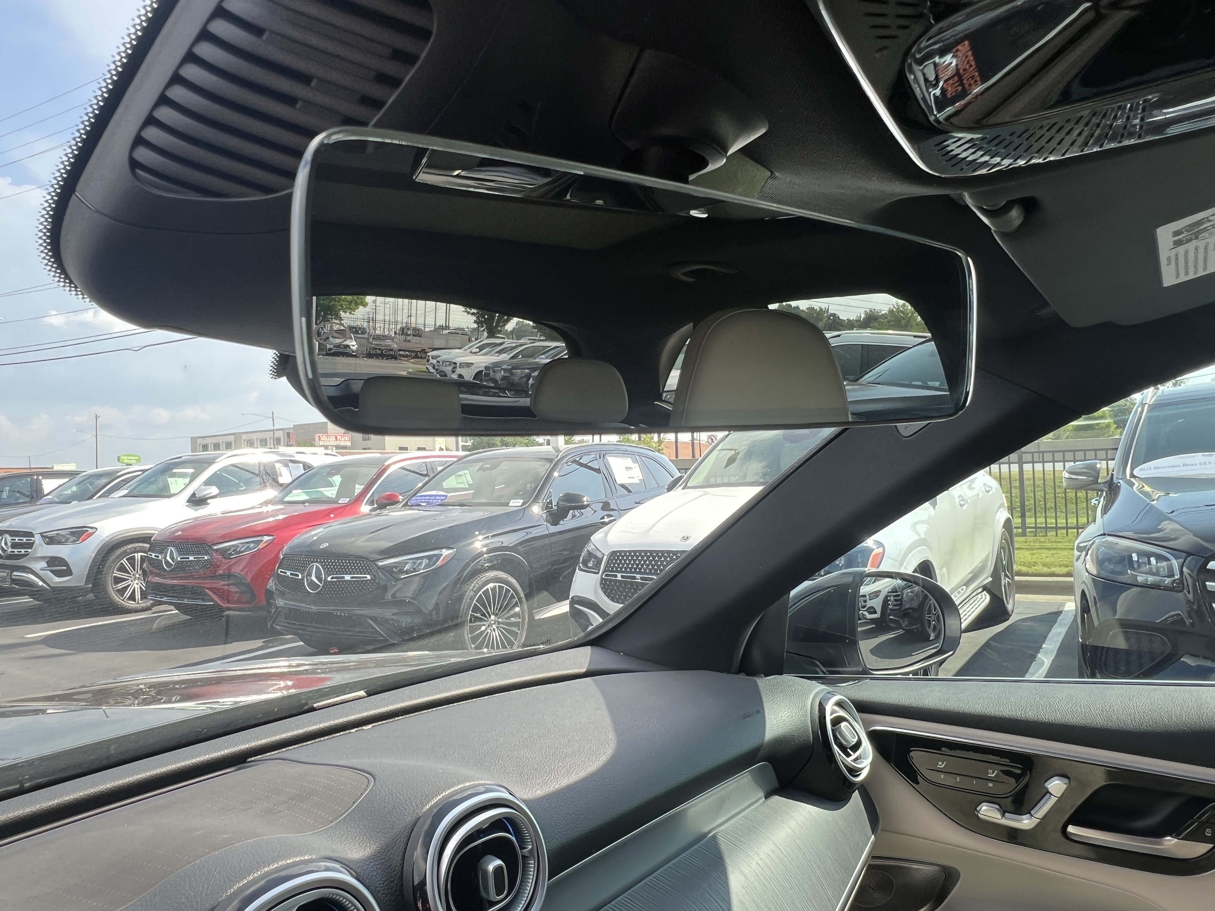 Certified 2026 Mercedes-Benz GLC 300 4MATIC image 27