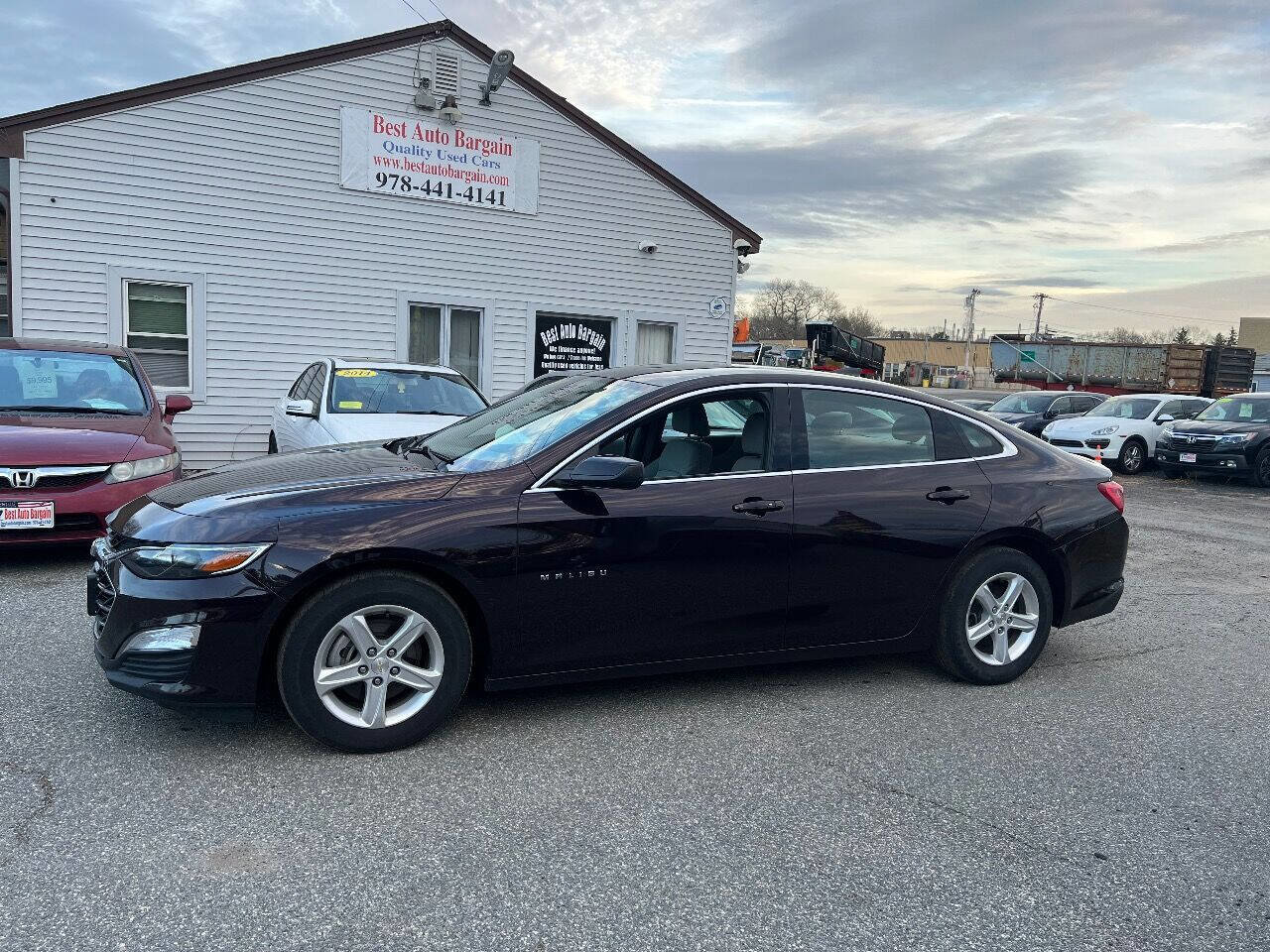 Used 2020 Chevrolet Malibu LS w/ Driver Confidence Package II image 2