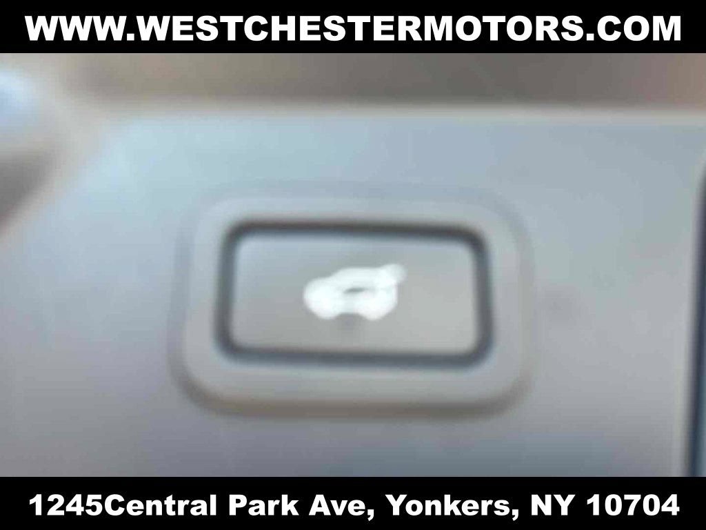 Used 2022 Land Rover Range Rover Velar S AWD/4WD image 27