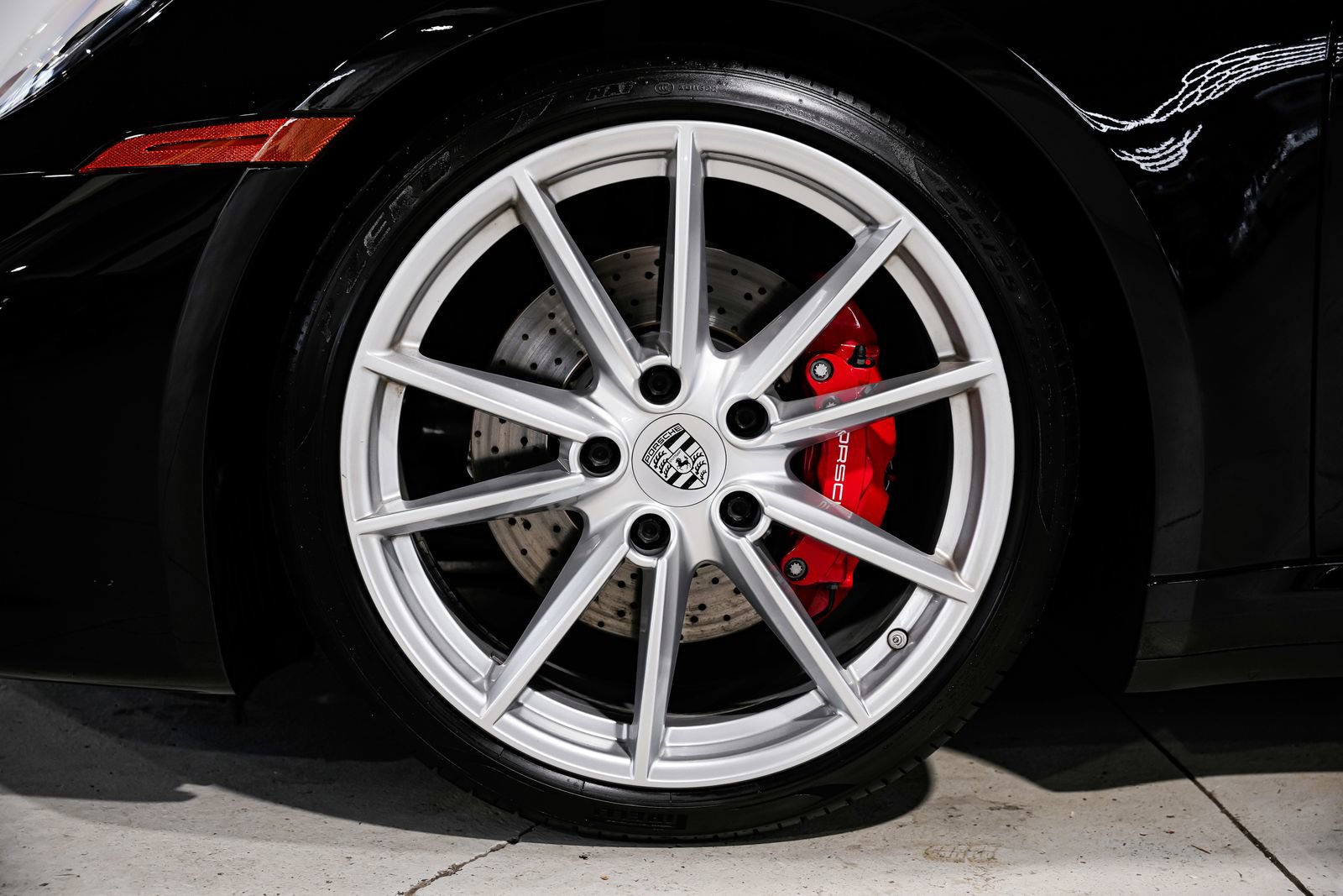 Used 2022 Porsche 911 Carrera 4S AWD/4WD image 46