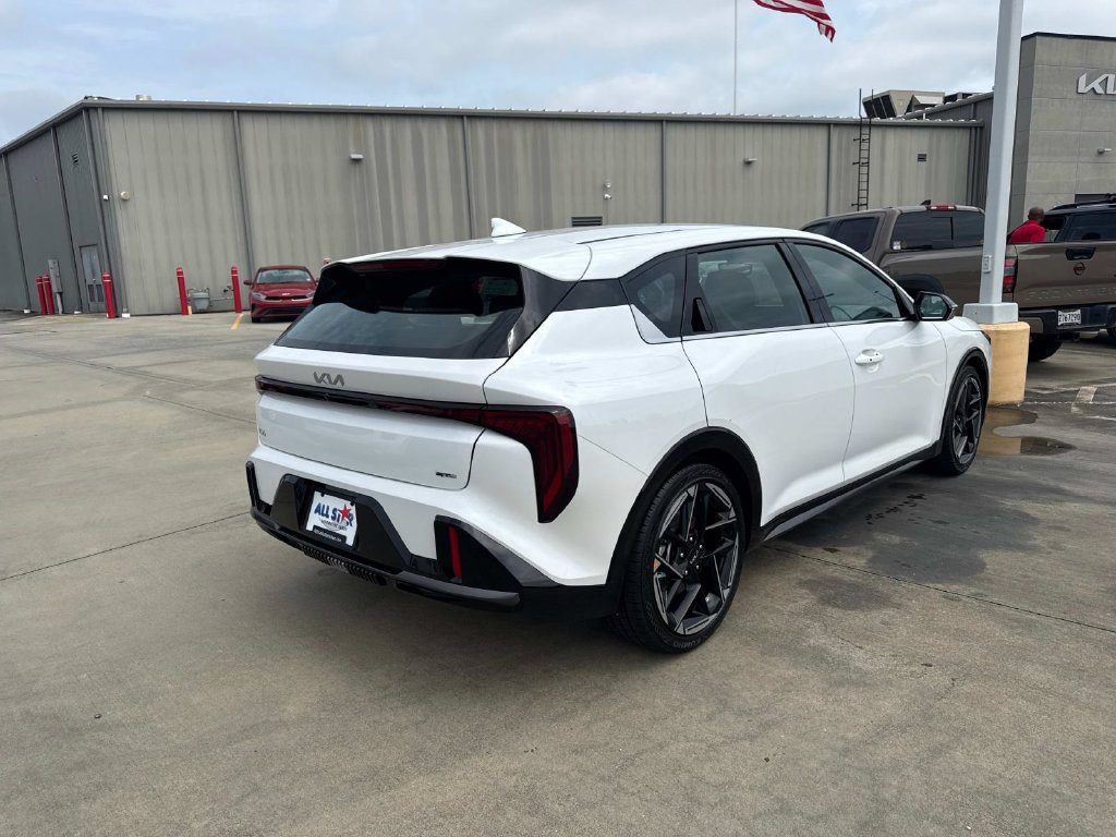 New 2026 Kia K4 GT-Line Turbo FWD image 8