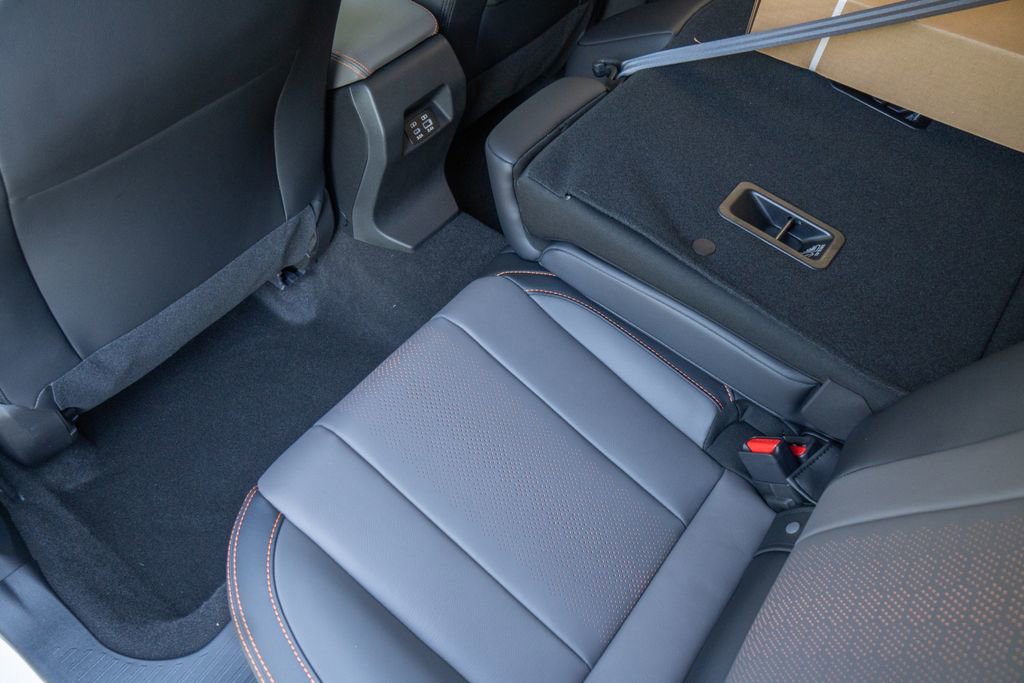 Certified 2025 Subaru Crosstrek 2.5i Limited w/ Popular Package #4A image 18