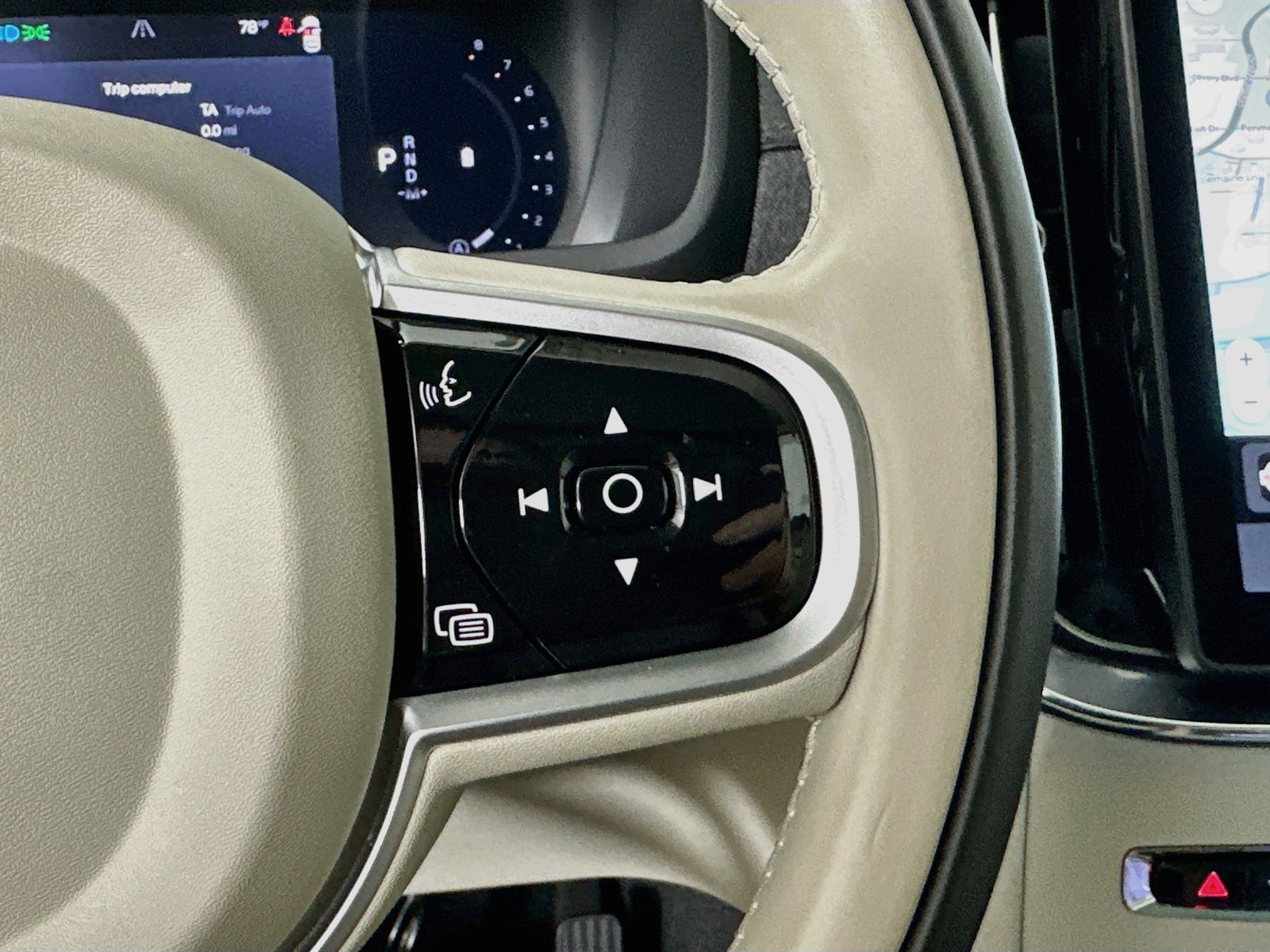 Certified 2026 Volvo XC90 B6 Ultra AWD/4WD image 19