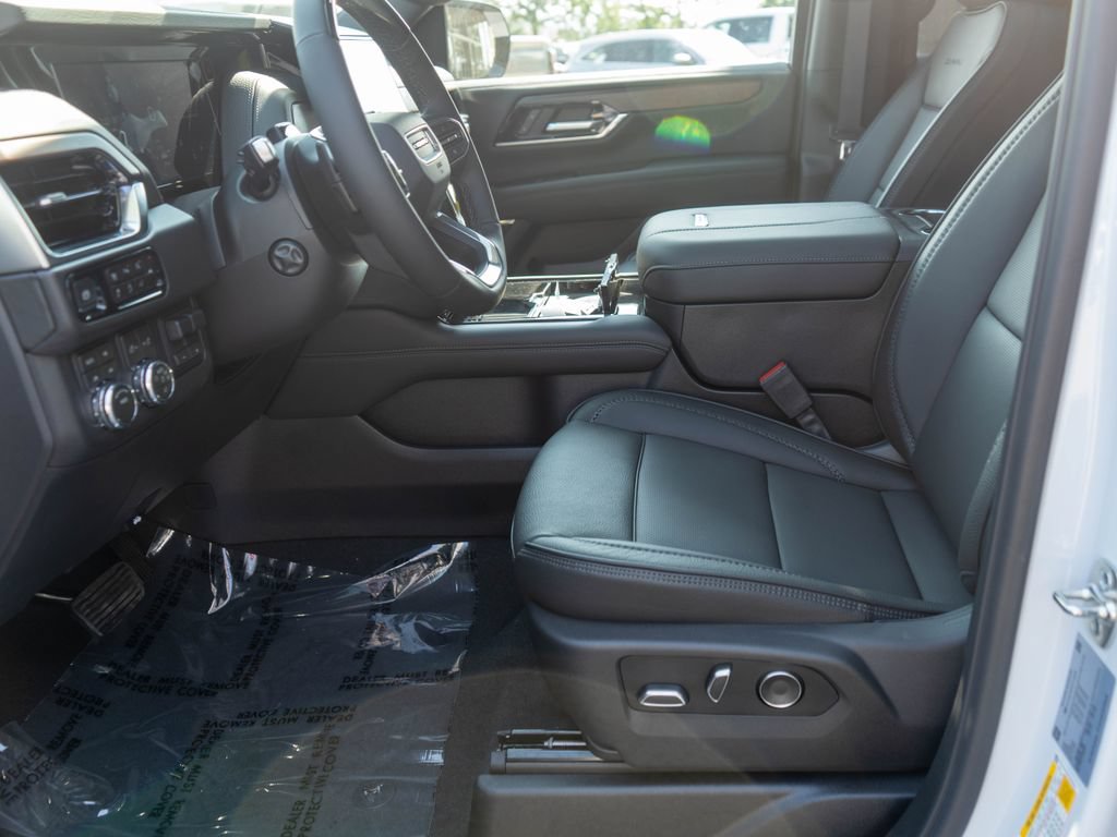 New 2026 GMC Yukon XL Denali w/ Advanced Technology Package AWD/4WD image 12