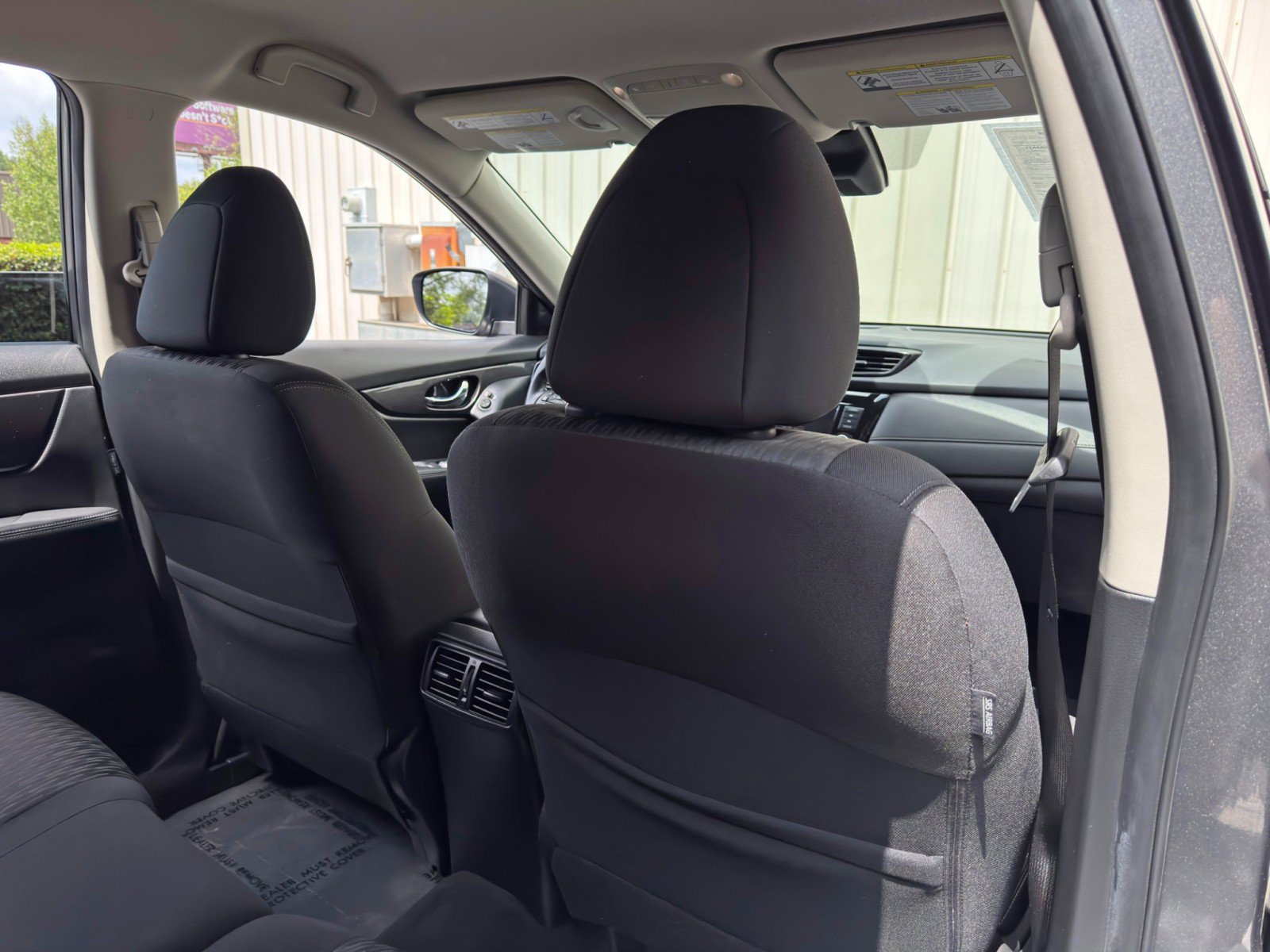 Used 2020 Nissan Rogue SV AWD/4WD image 32