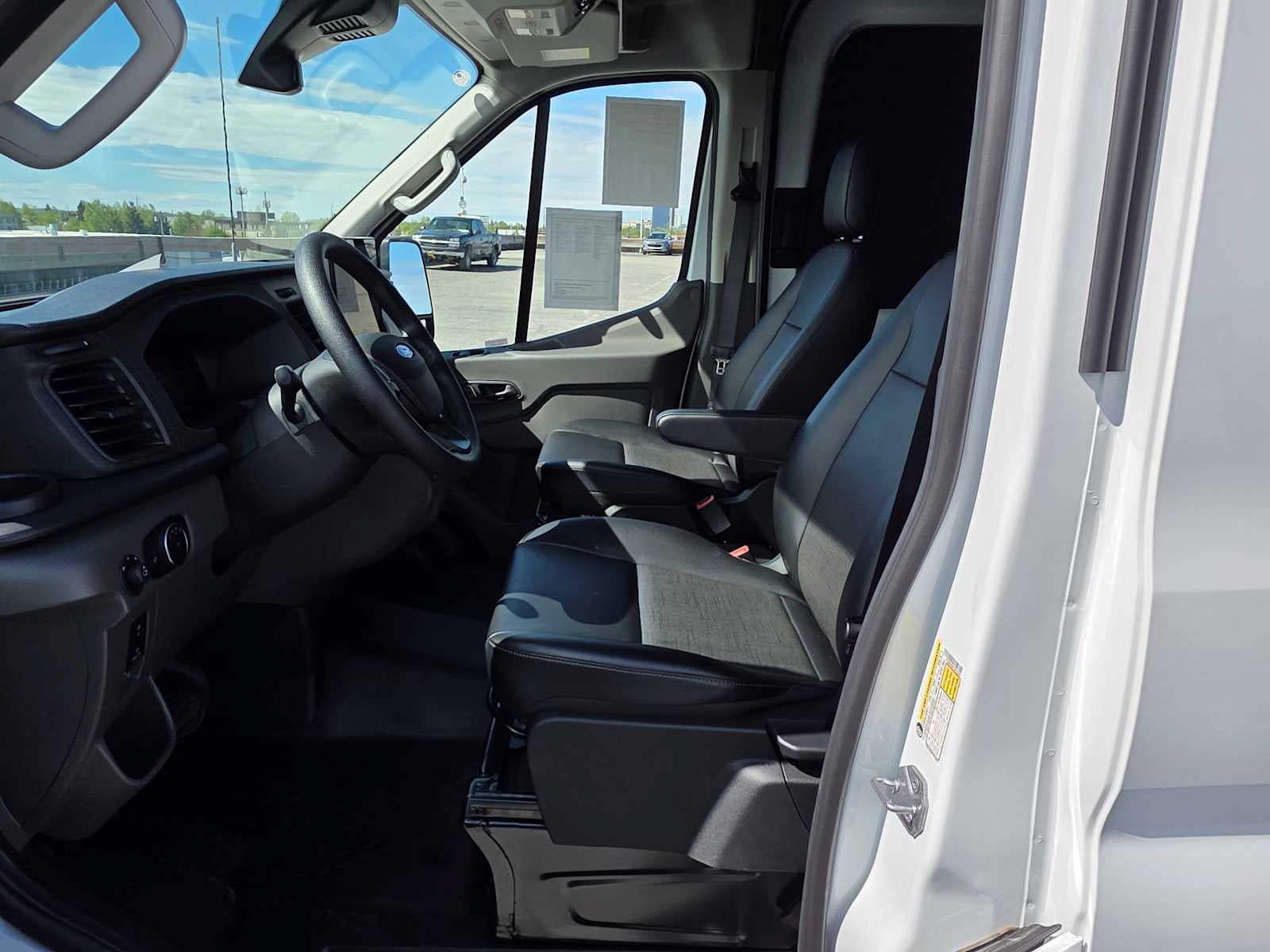 Used 2026 Ford Transit 350 148 High Roof AWD image 18