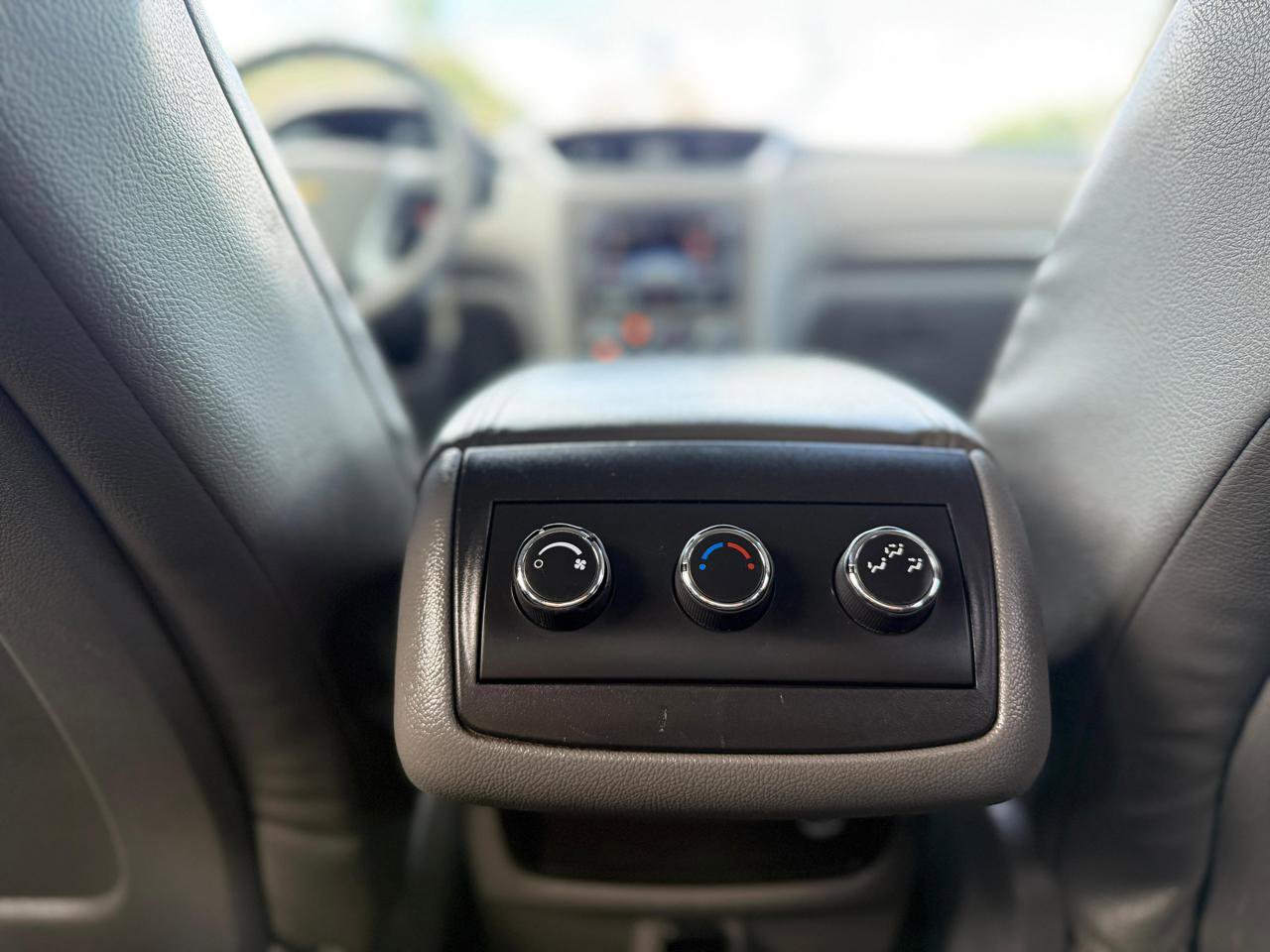Used 2017 Chevrolet Traverse LS FWD image 32