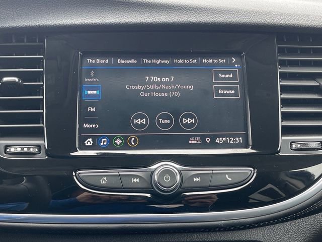 Used 2022 Buick Encore Preferred image 16