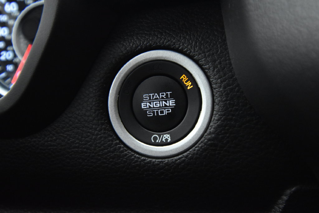 Used 2024 RAM 1500 Laramie AWD/4WD image 30