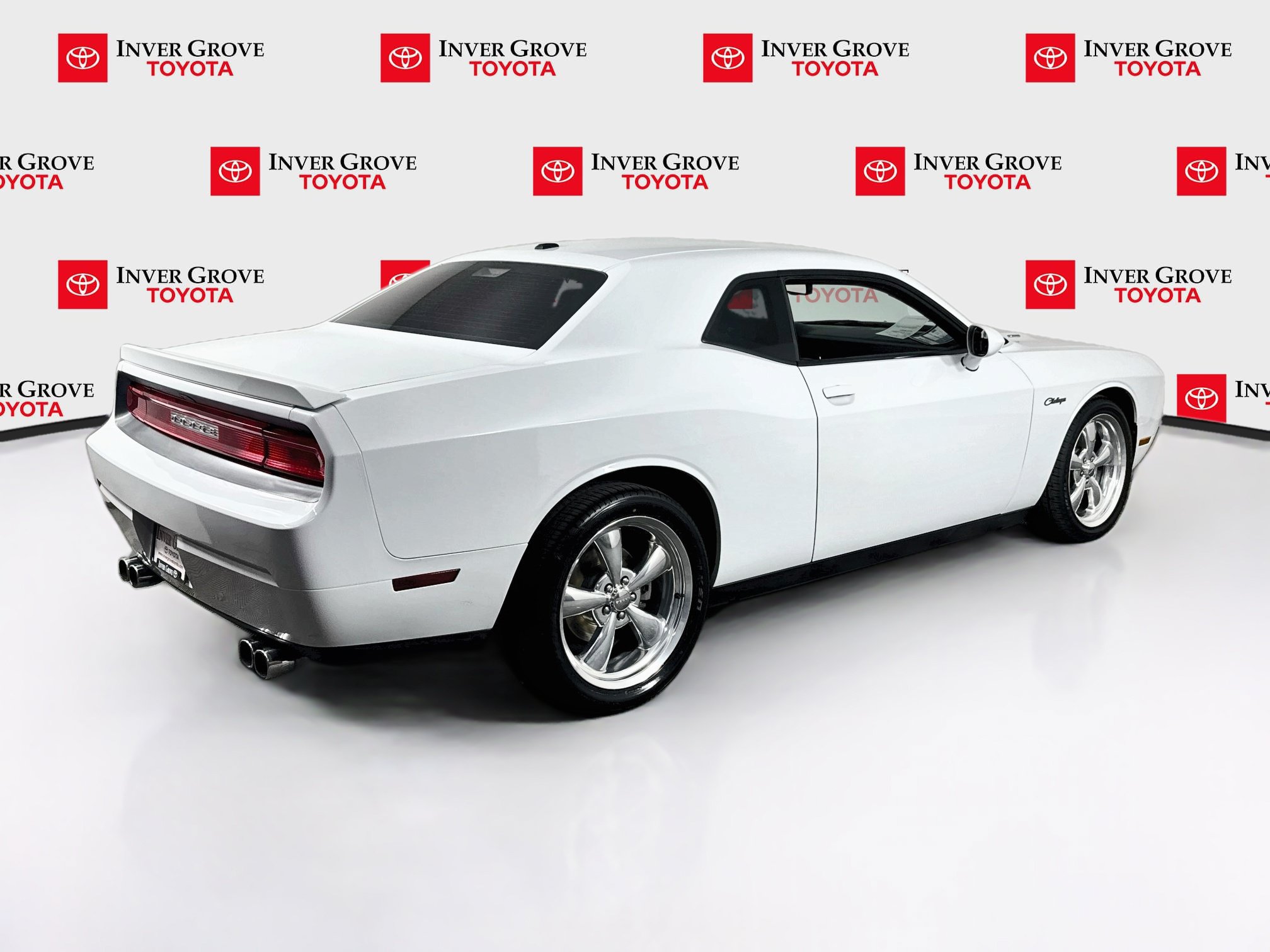 Used 2012 Dodge Challenger R/T RWD image 5