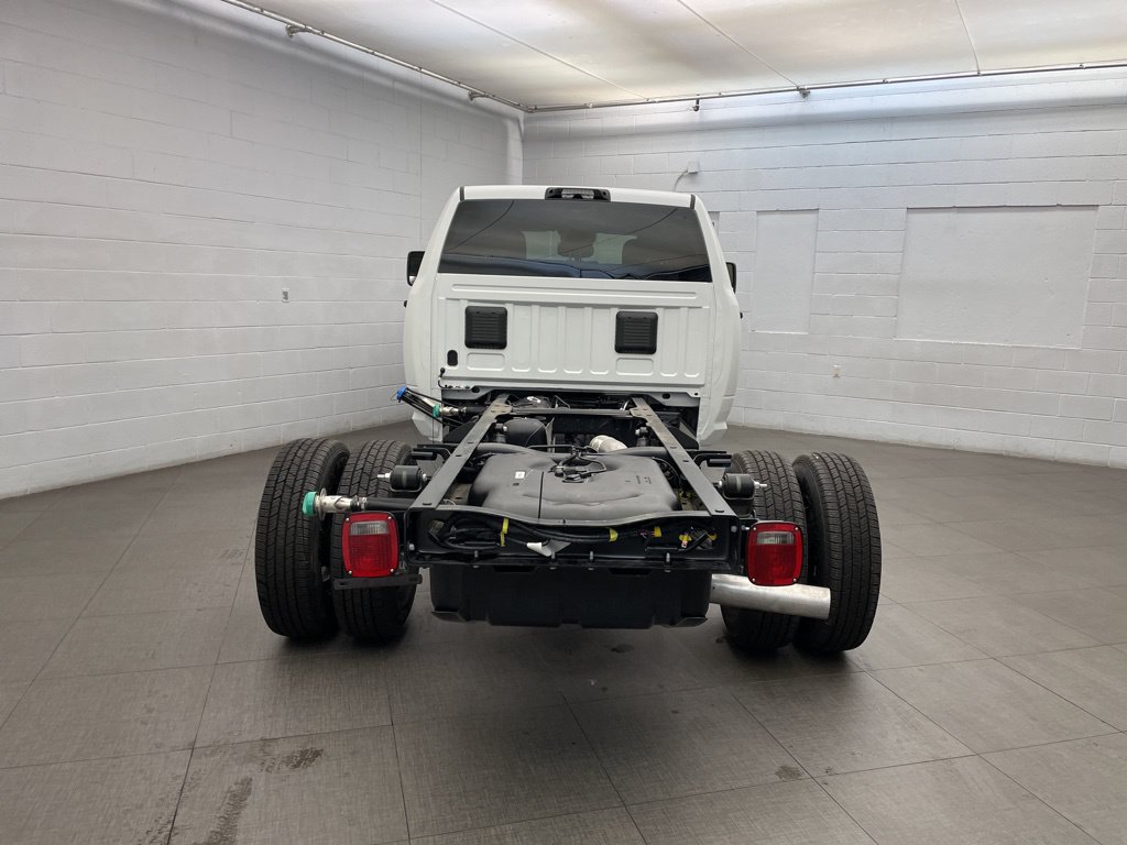 New 2026 RAM 3500 Tradesman w/ Safety Group AWD/4WD image 4