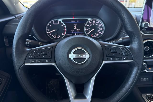Used 2024 Nissan Sentra SV FWD image 27