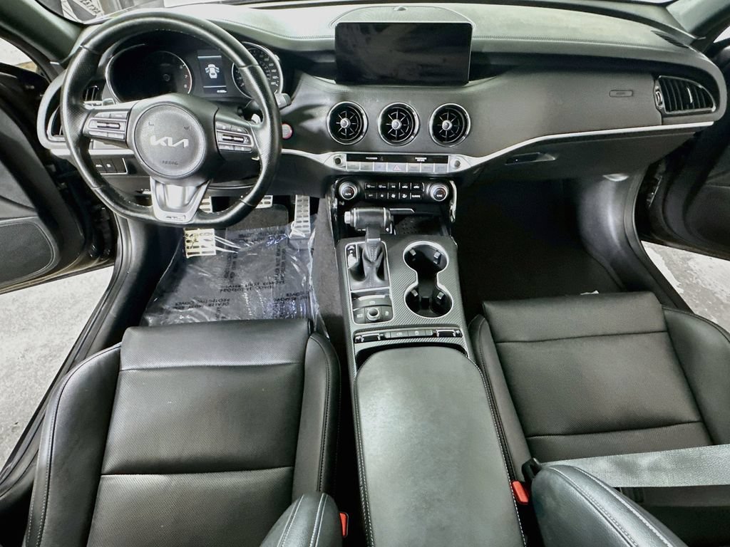 Used 2023 Kia Stinger GT-Line w/ Sun & Sound Package RWD image 18