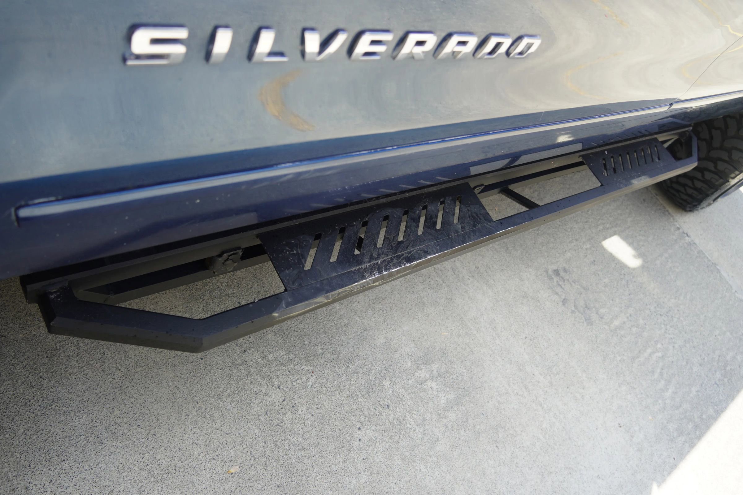 Used 2017 Chevrolet Silverado 1500 LT w/ All Star Edition AWD/4WD image 36