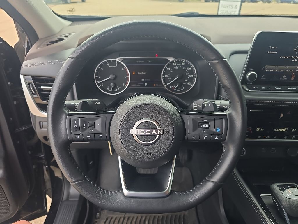 Used 2023 Nissan Rogue SL FWD image 13