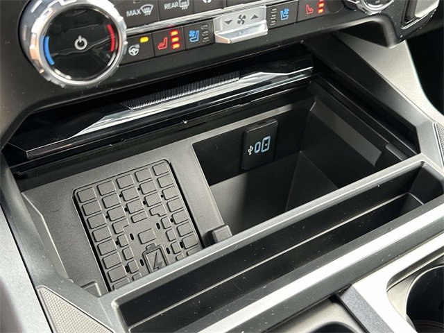 New 2026 Ford F350 Lariat w/ FX4 Off-Road Package image 31