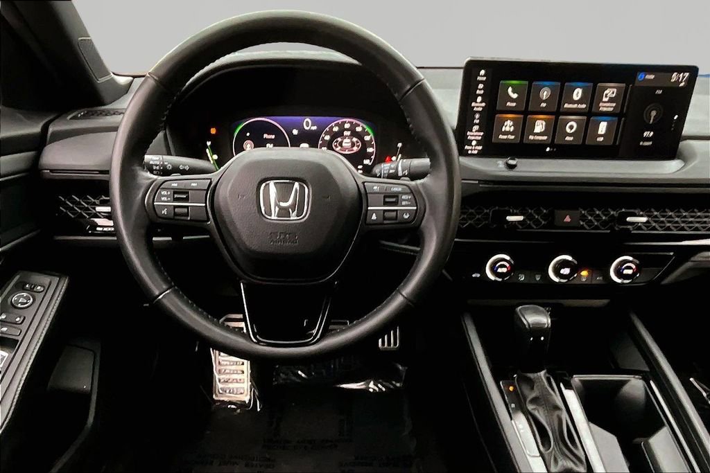Used 2023 Honda Accord Sport image 9