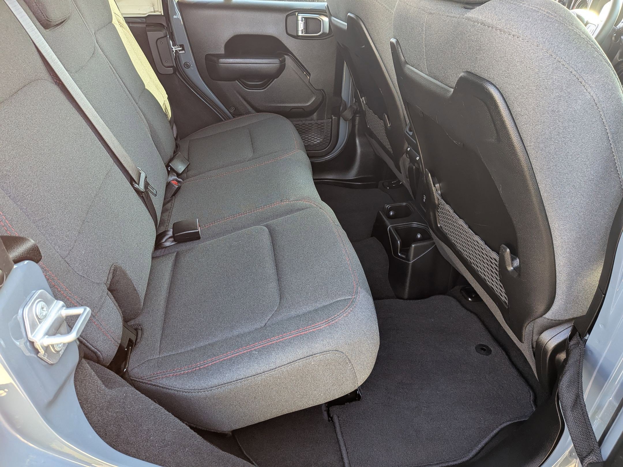 Used 2025 Jeep Wrangler Unlimited Rubicon image 31