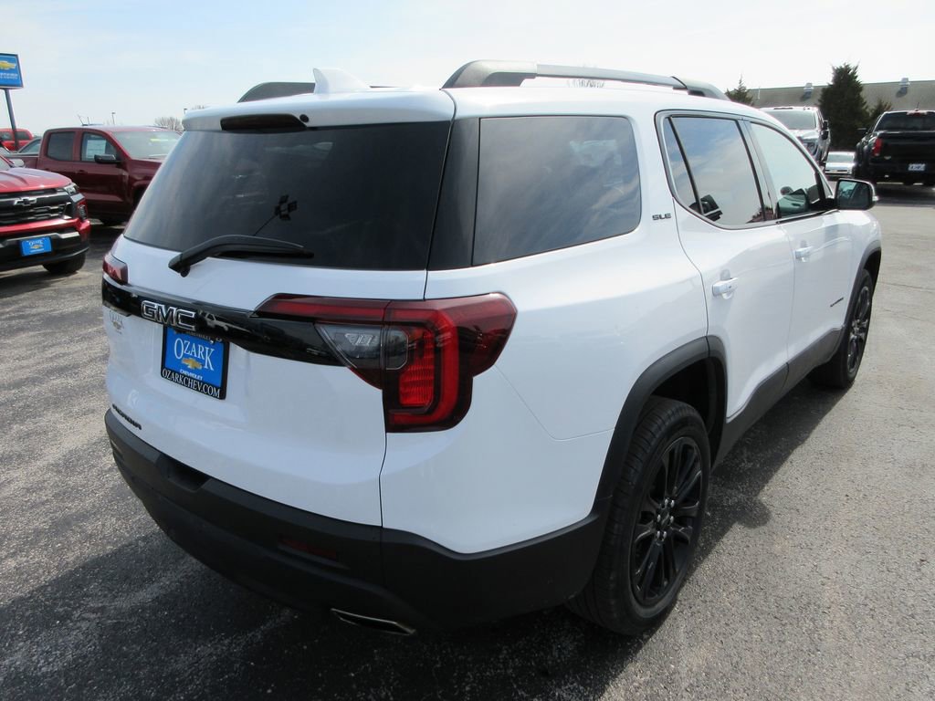 Used 2023 GMC Acadia SLE w/ Driver Convenience Package image 5