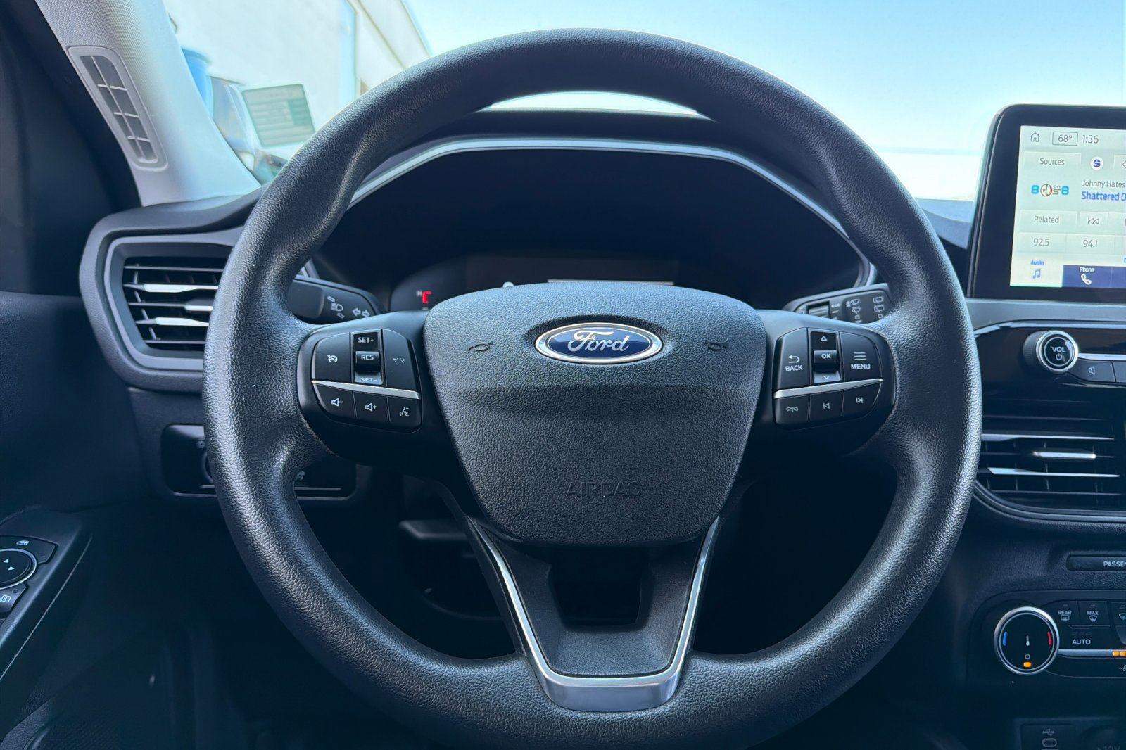 Used 2025 Ford Escape Active image 23