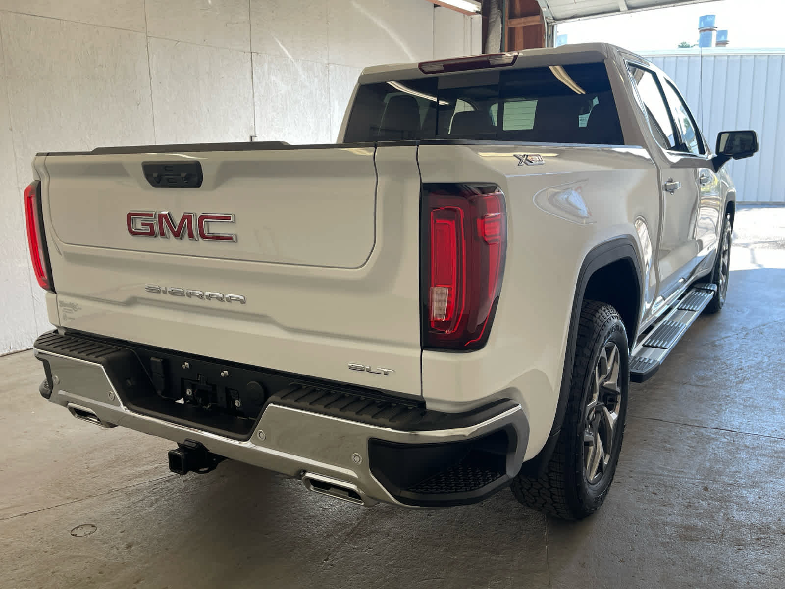 New 2026 GMC Sierra 1500 SLT w/ SLT Premium Plus Package image 5