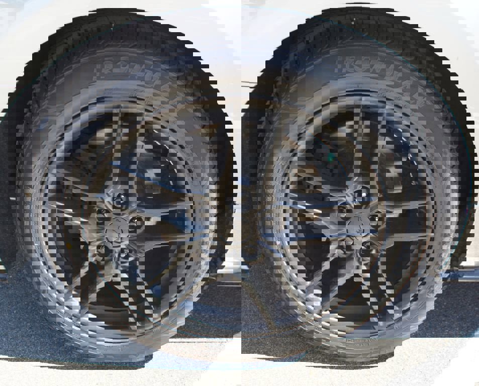 Used 2020 Ford Mustang Premium image 23