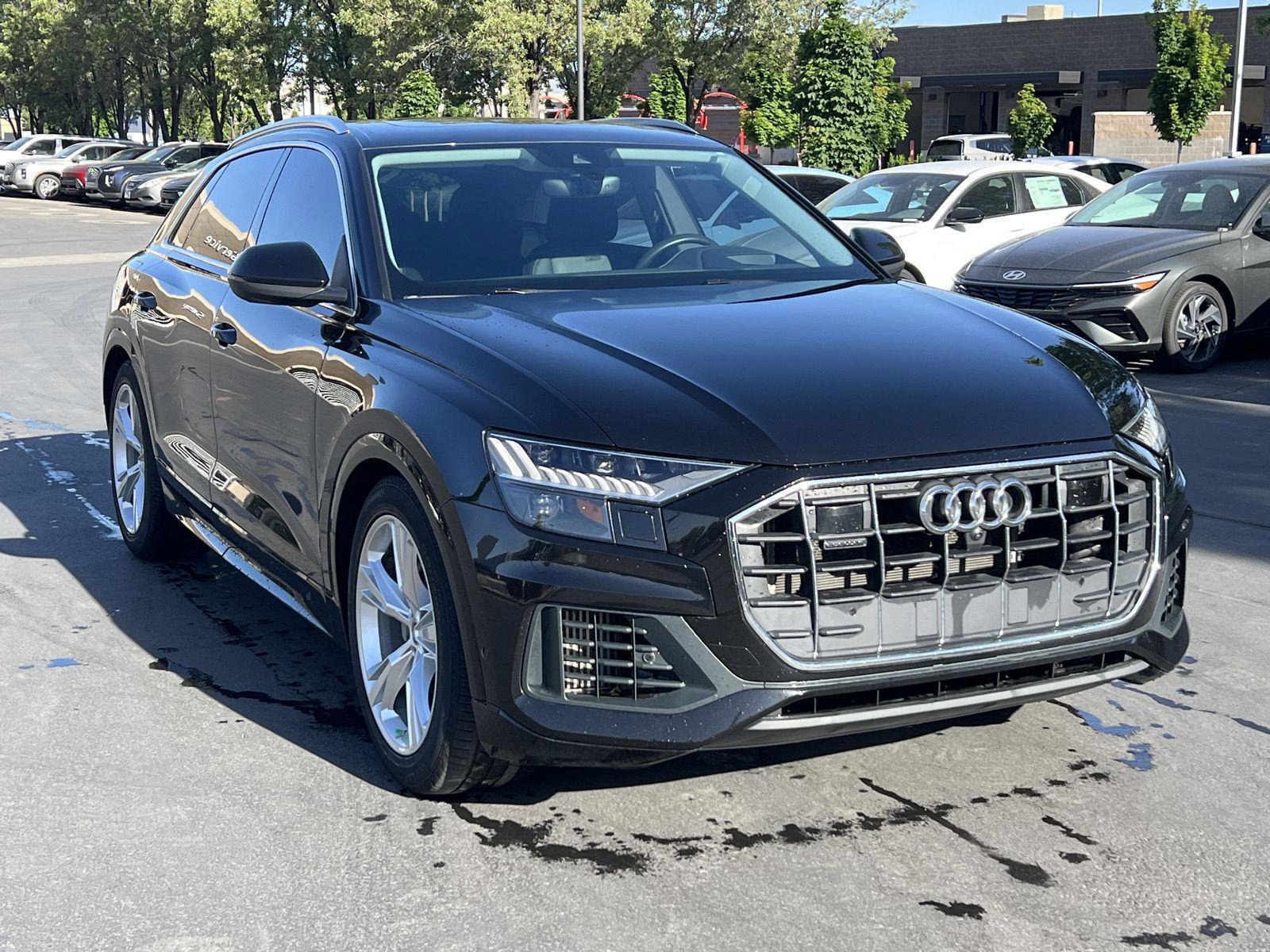 Used 2023 Audi Q8 Prestige AWD/4WD image 4