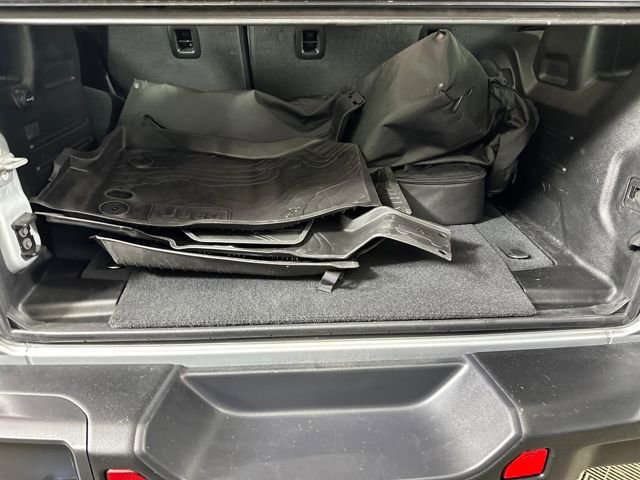 Used 2022 Jeep Wrangler Unlimited Rubicon 4xe w/ Steel Bumper Group image 26